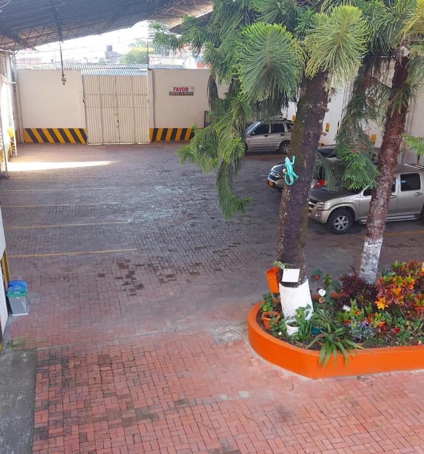 Hotel Emperador Barbosa  Exterior foto