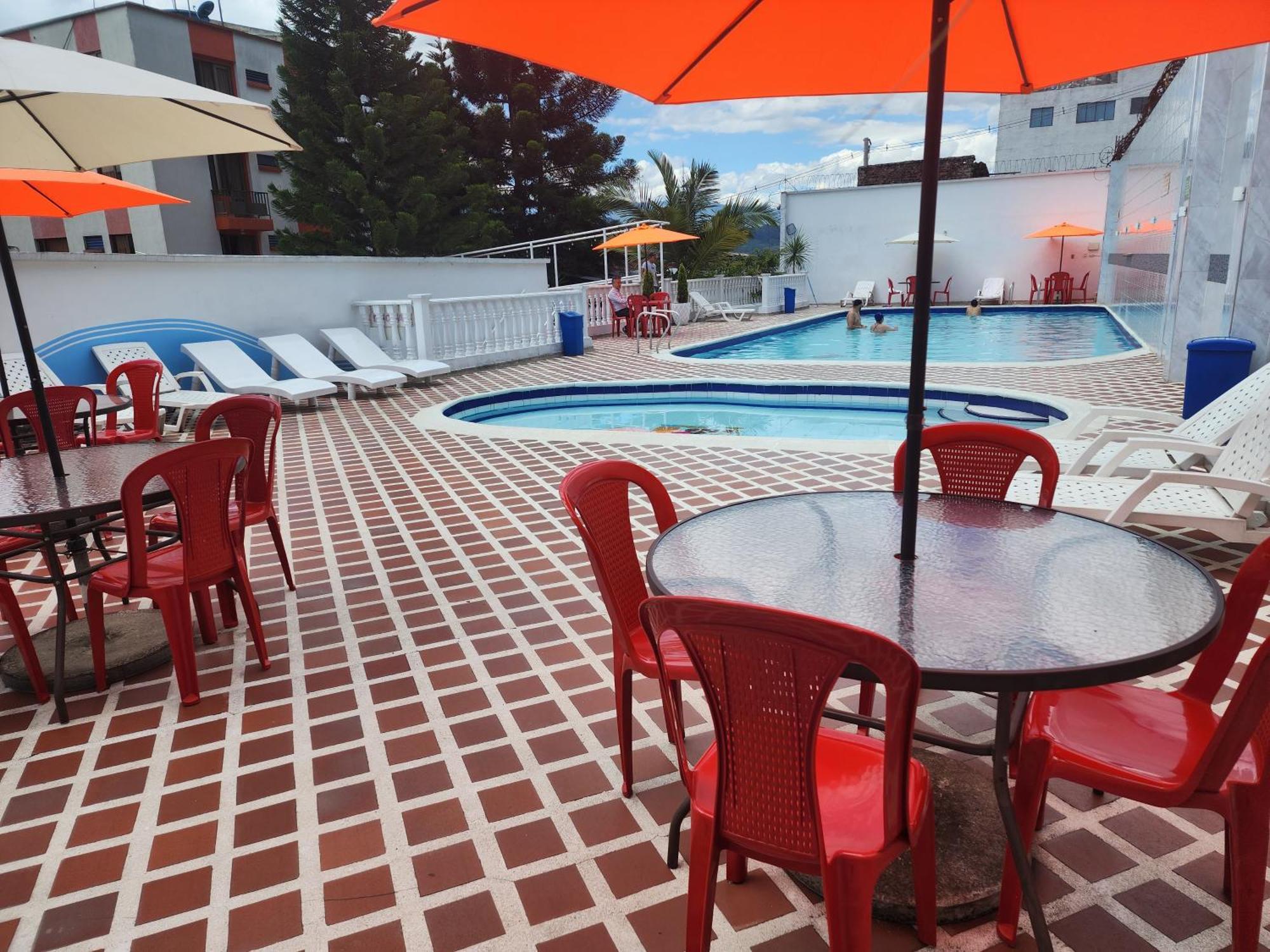 Hotel Emperador Barbosa  Exterior foto
