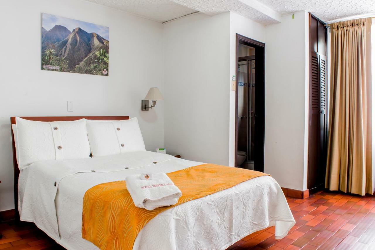 Hotel Emperador Barbosa  Habitación foto